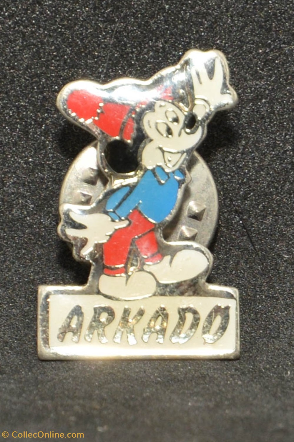 divers pin s badges mickey 19 arkado