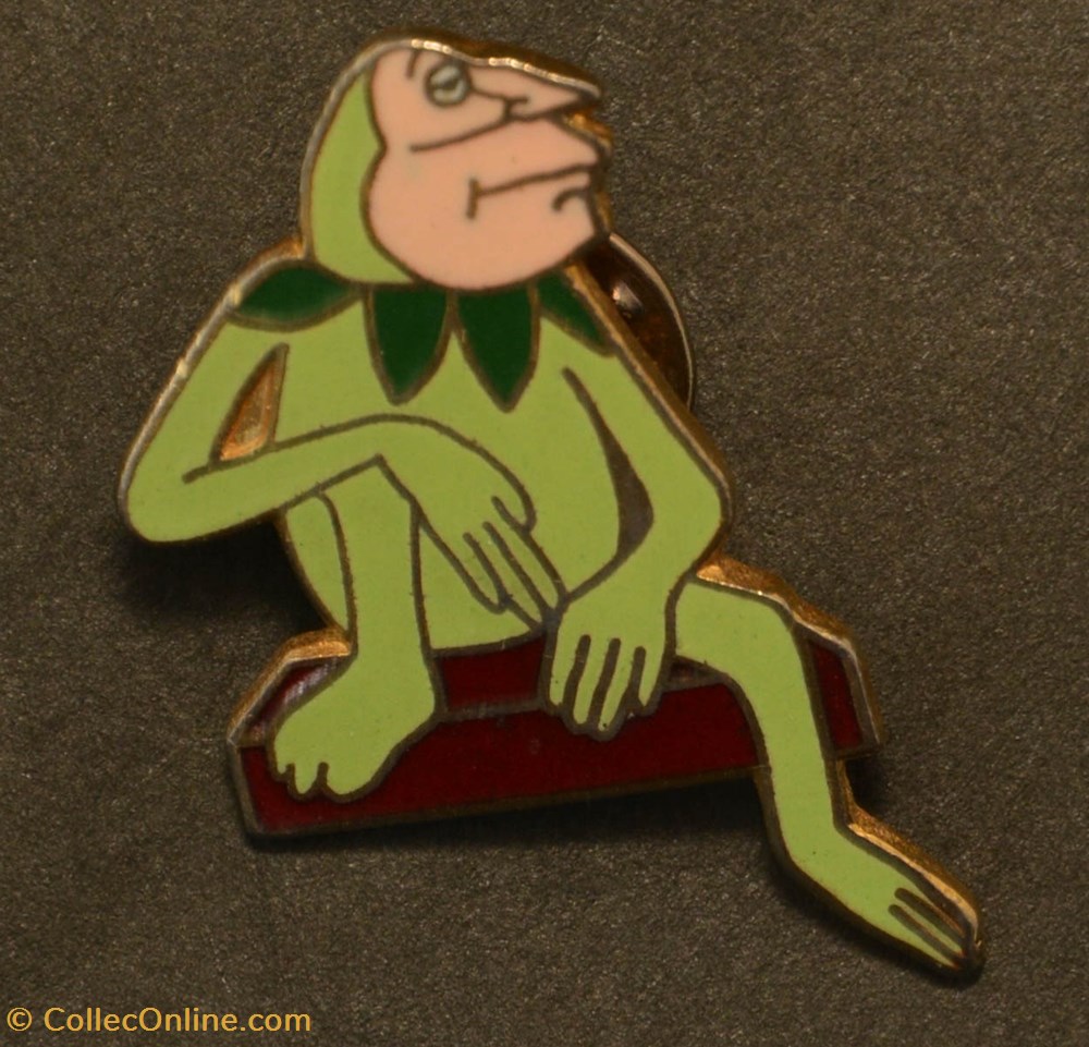 divers pin badges francois mitterrand kermit 01