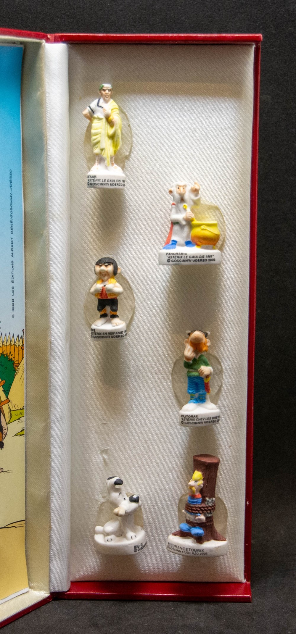 2000 - Série "Les aventures d'Astérix (mat)" * Coffret avec hors-série 5 divers feves 2000 serie les aventures asterix mat coffret avec hors serie
