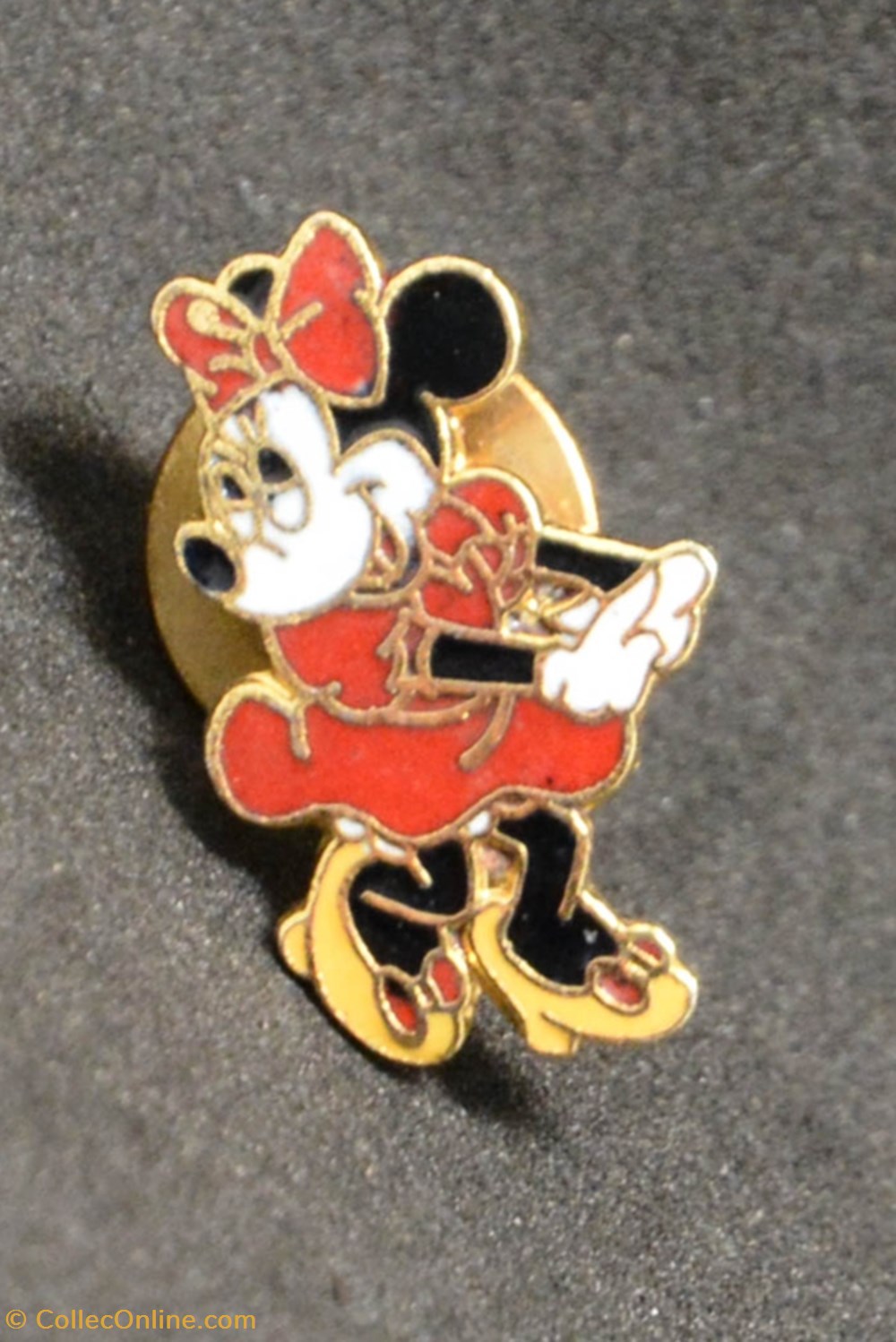 divers pin s badges minnie 05