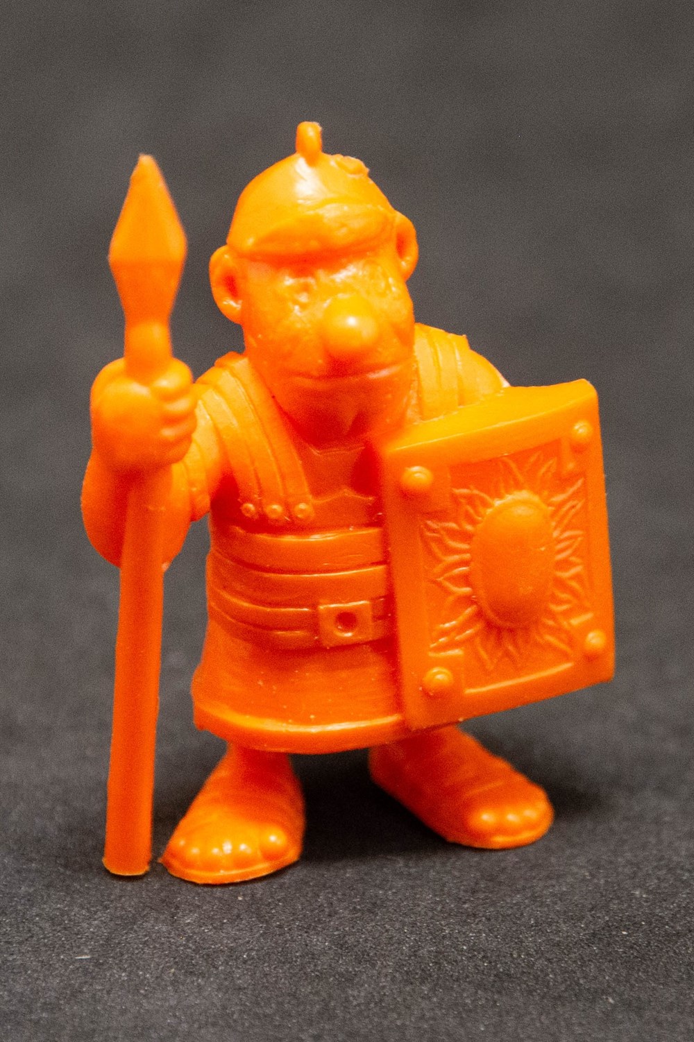 figurines glaces motta 1980 19 orange legionnaire ii avec pilum