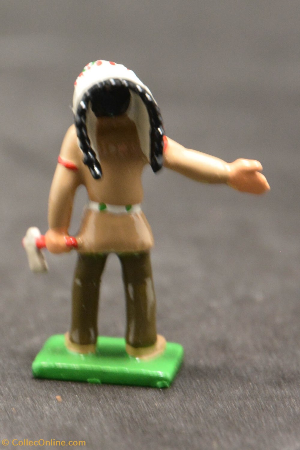 Moulinsart-Pixi - 2003 - Tintin en Amérique - Chef indien figurines moulinsart pixi 2003 tintin en amerique chef indien
