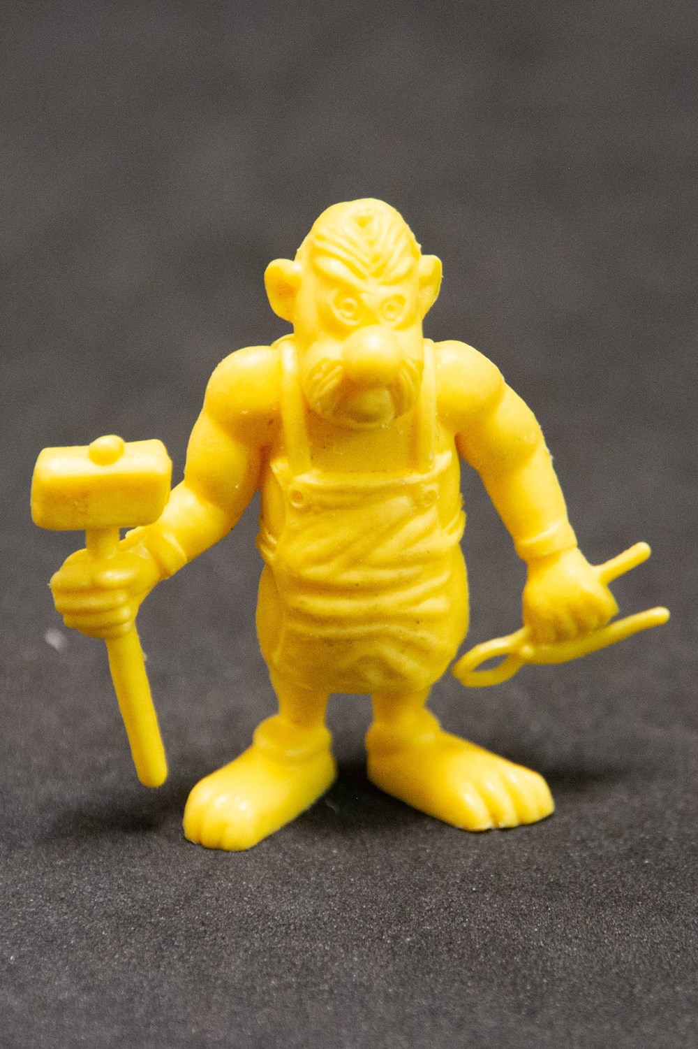 Lessive Lever - 1974 - 09 - Jaune - Cétautomatix figurines lessive lever 1974 09 jaune cetautomatix