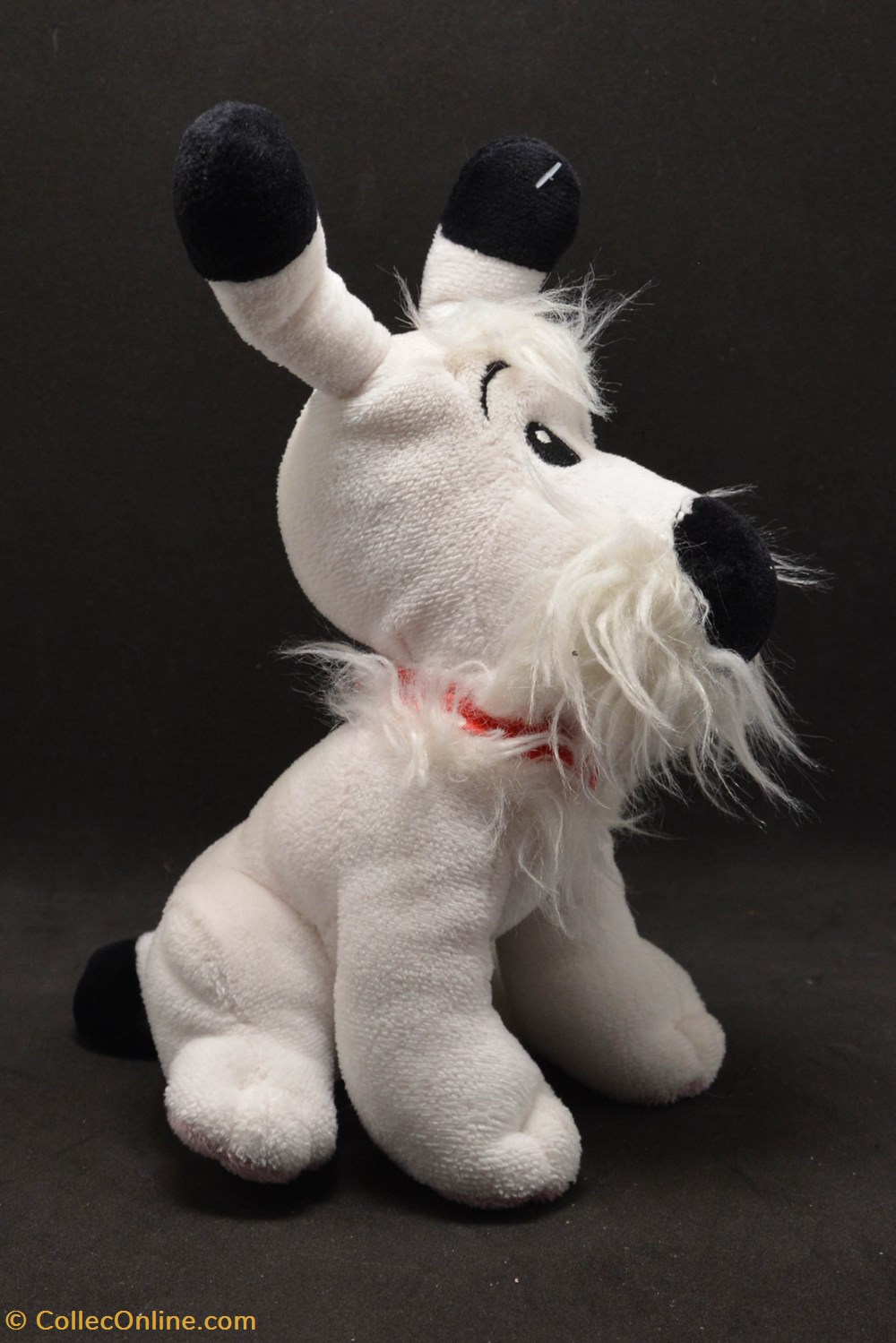 Idéfix assis - Albert Renée - 2019 - 16 cm jeux societe jouets peluches idefix assis albert renee 2019 16 cm