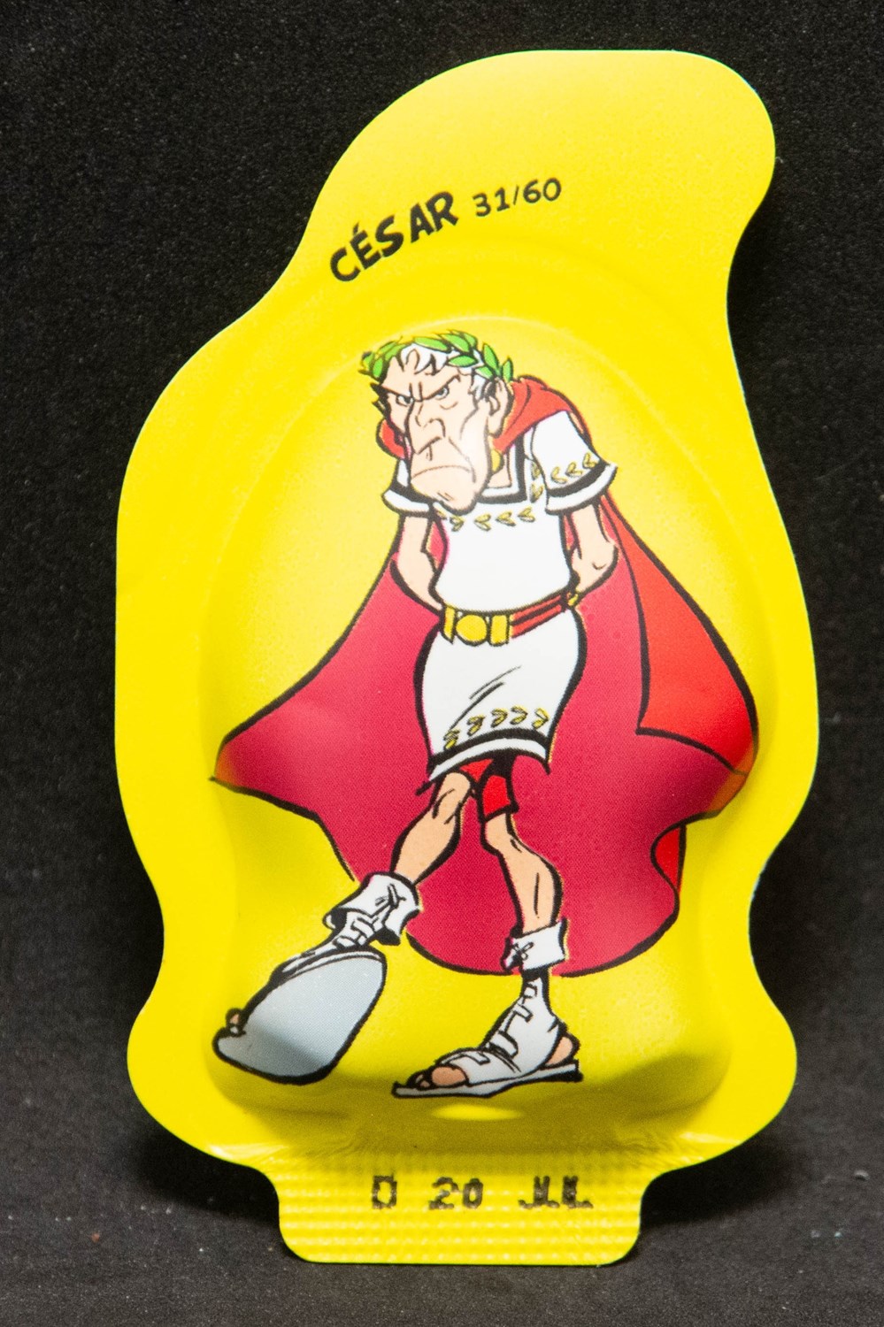 divers demi coque tit louis 31 60 cesar