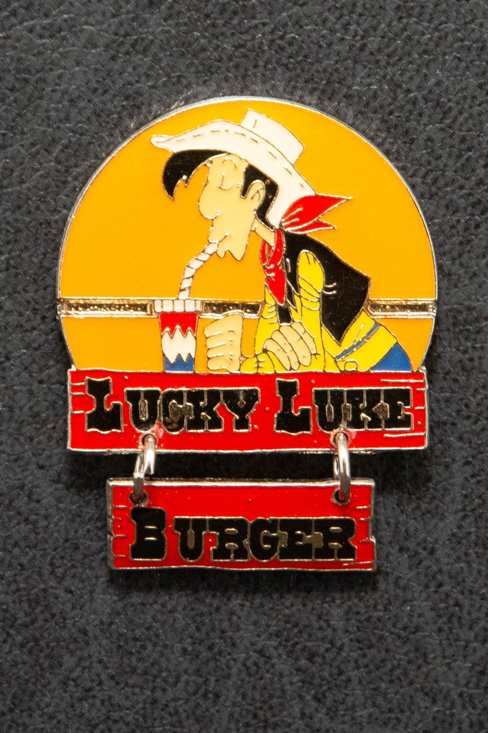 divers pin s badges lucky luke corner burger