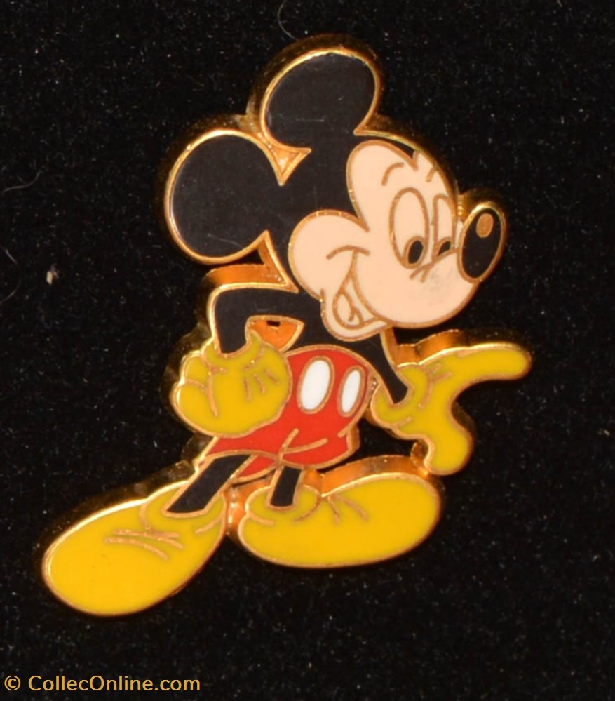 diver pin mickey 14