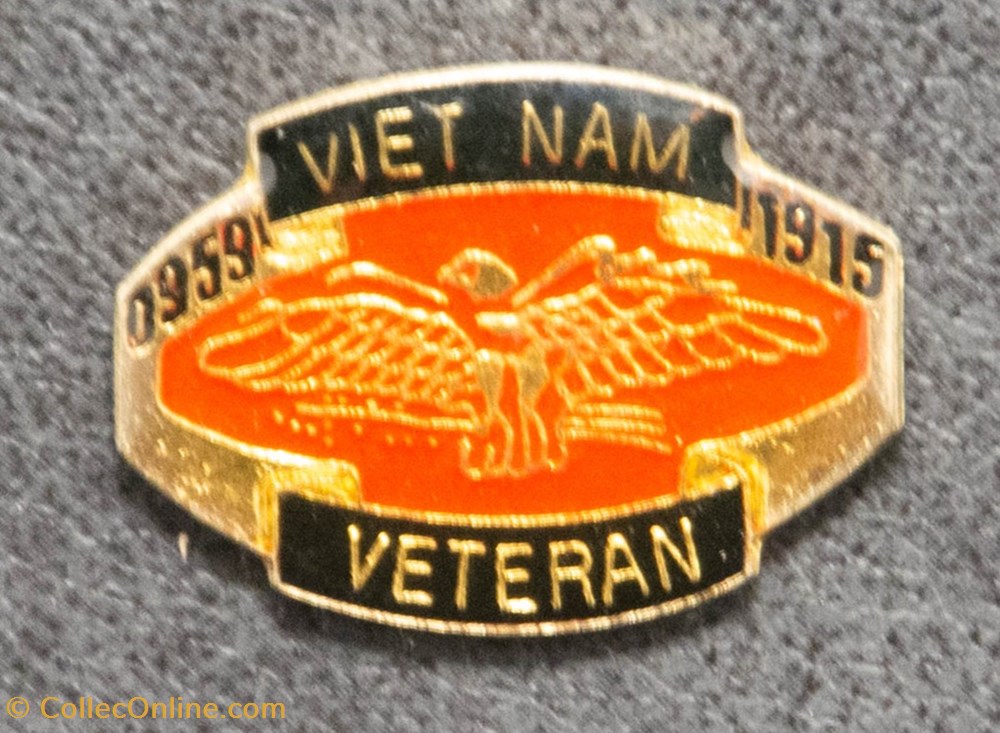 divers pin s badges viet nam veteran