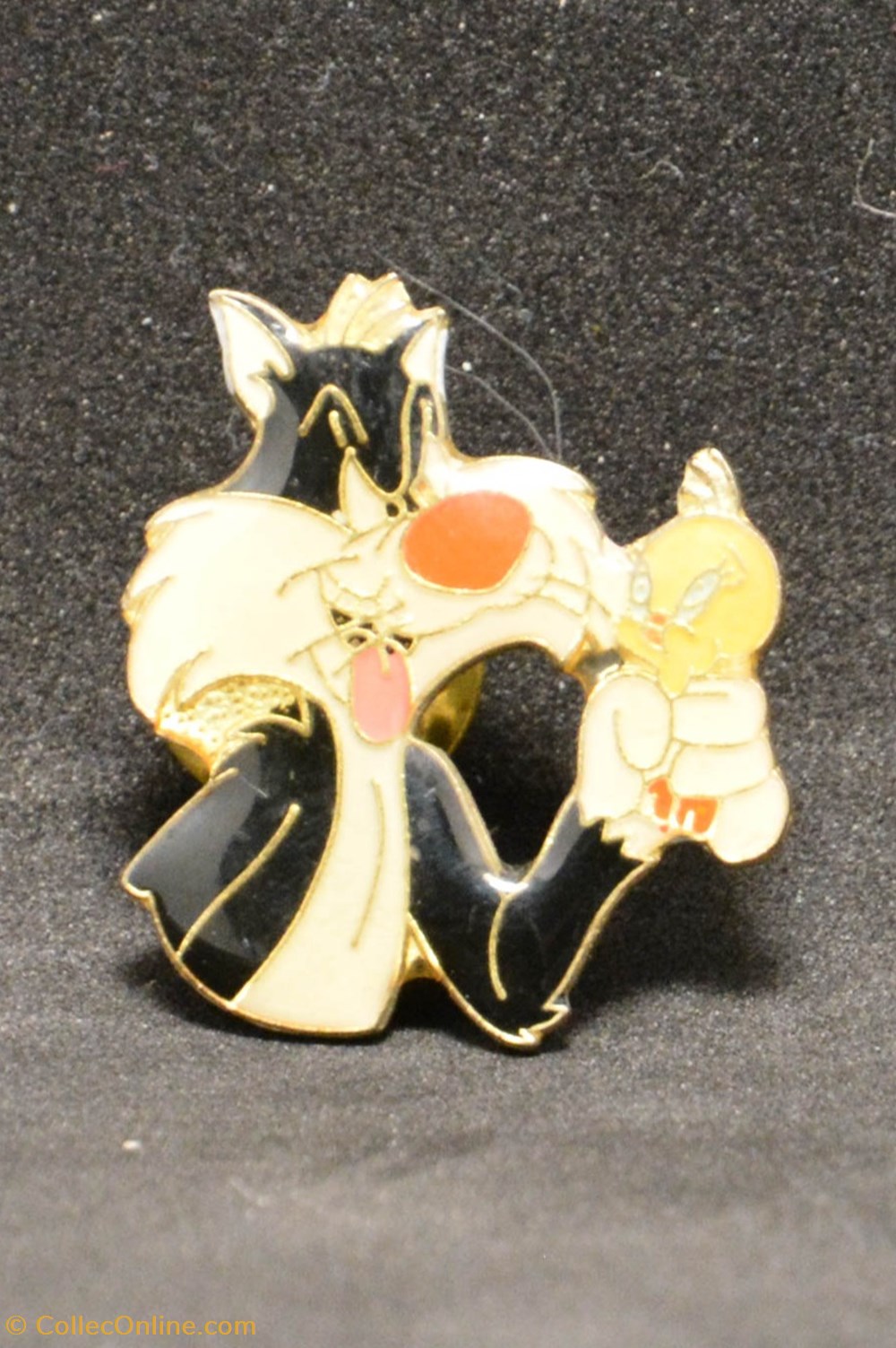 divers pin badges titi et grosminet