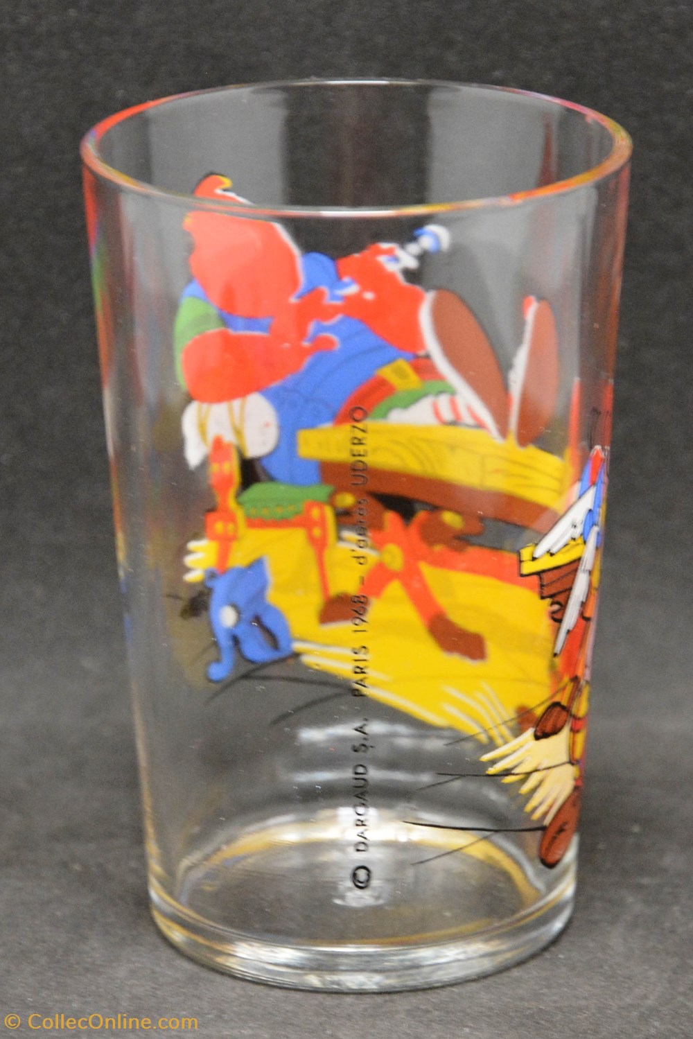 Série 001 - 1968 - Dargaud - Astérix et un légionnaire romain 3 art de la table argenterie verres serie 001 1968 dargaud asterix et un legionnaire romain