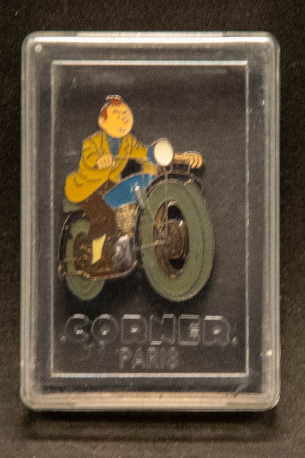 Corner - 078 - Tintin à moto divers pin s badges corner 078 tintin a moto