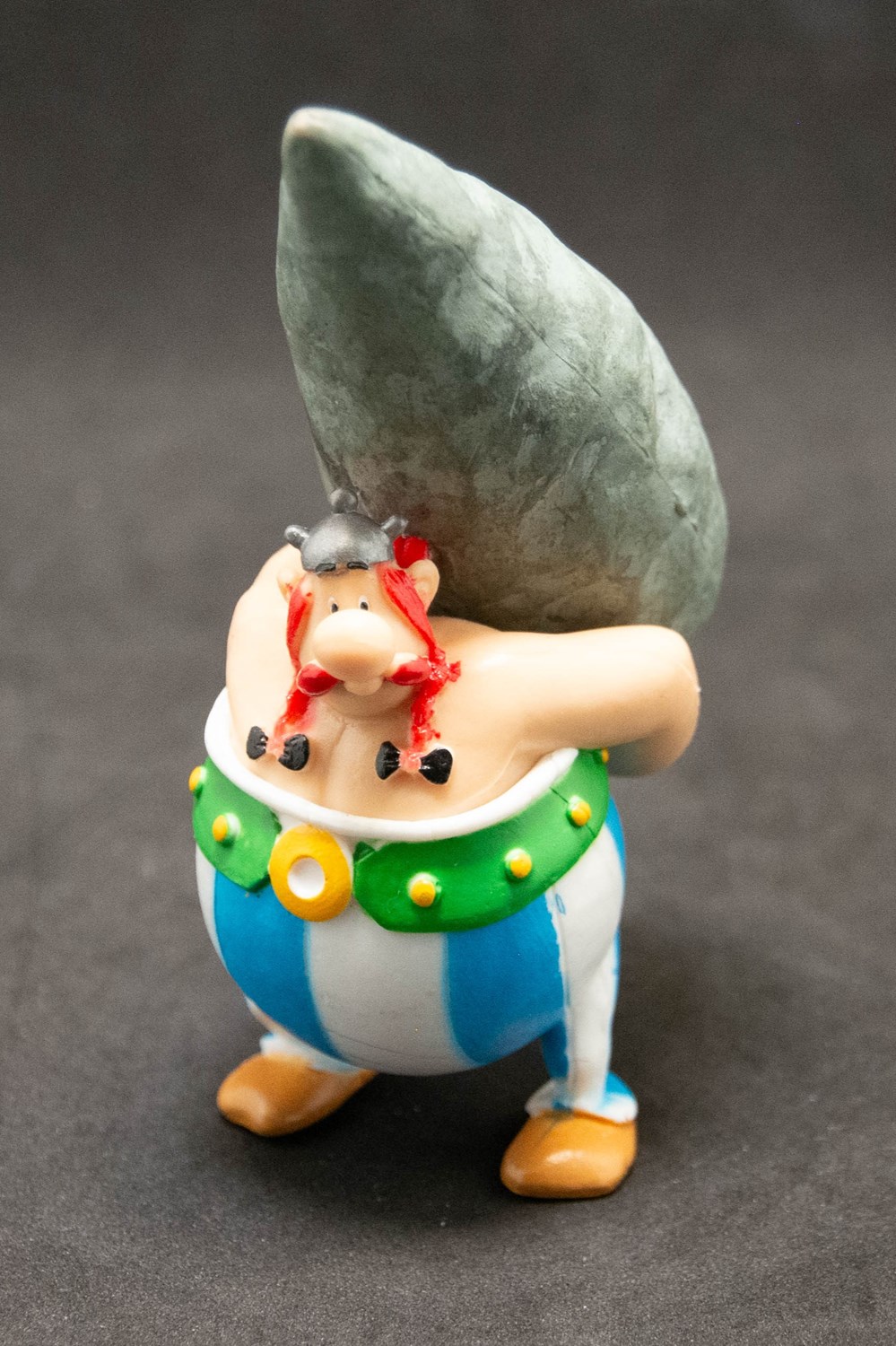 Plastoy - 2017 - Tubo - Obélix figurines plastoy 2017 tubo obelix