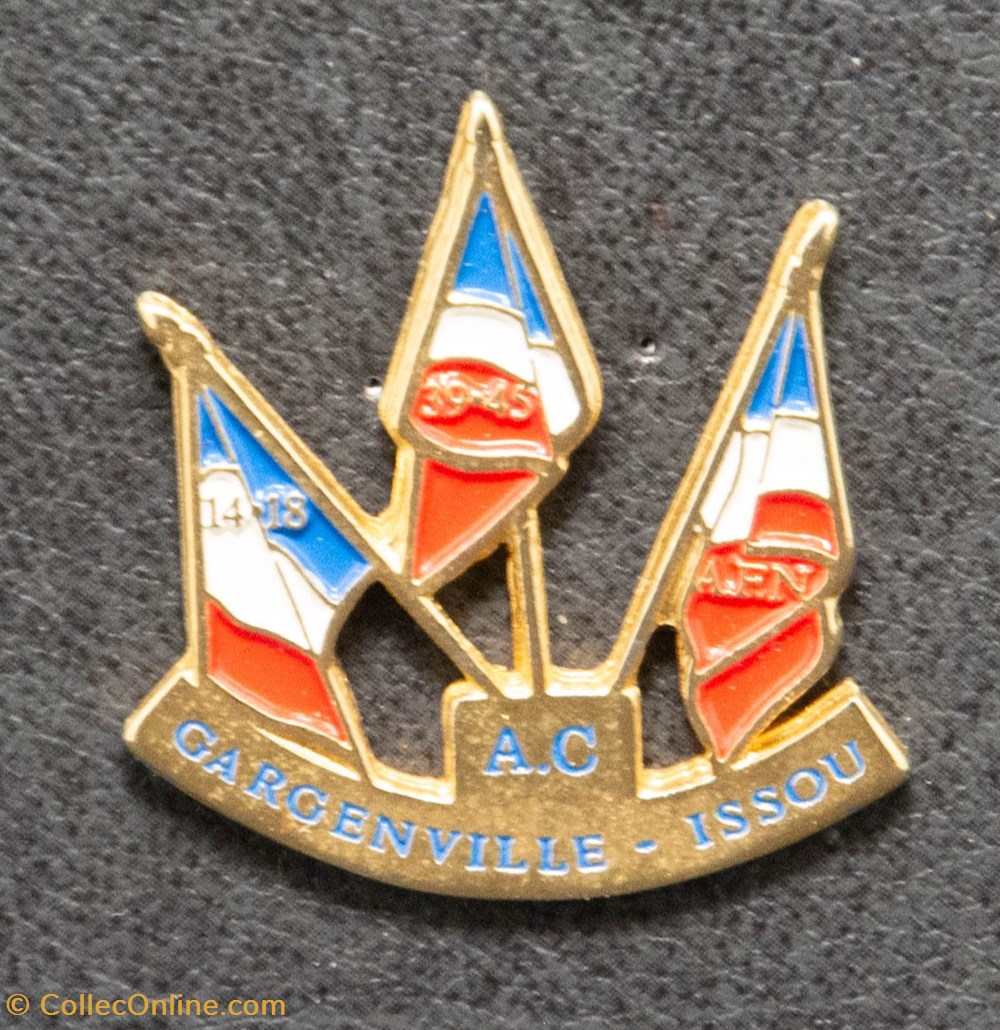 divers pin badges a c gargenville issou
