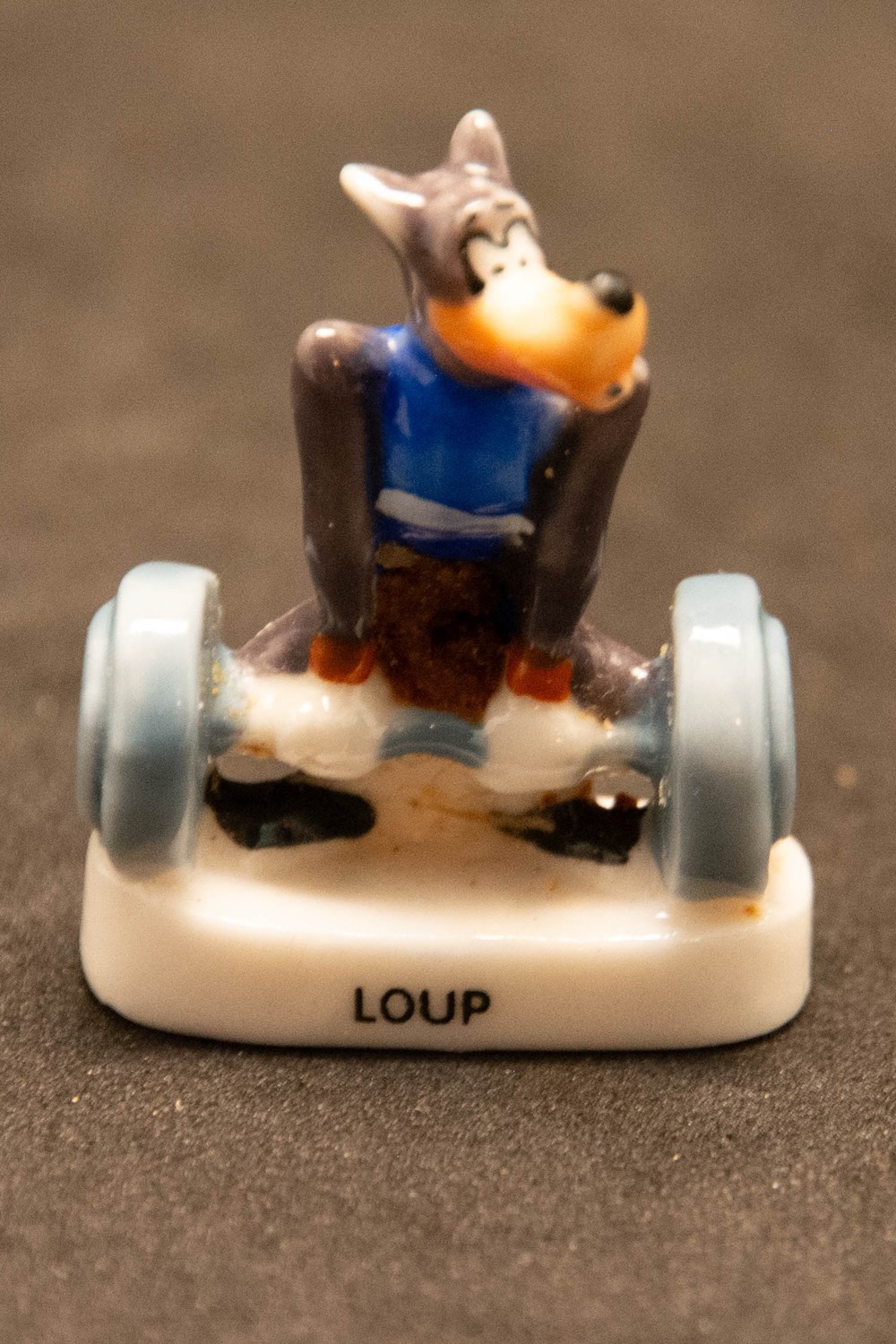 divers feves looney tunes 2006 loup