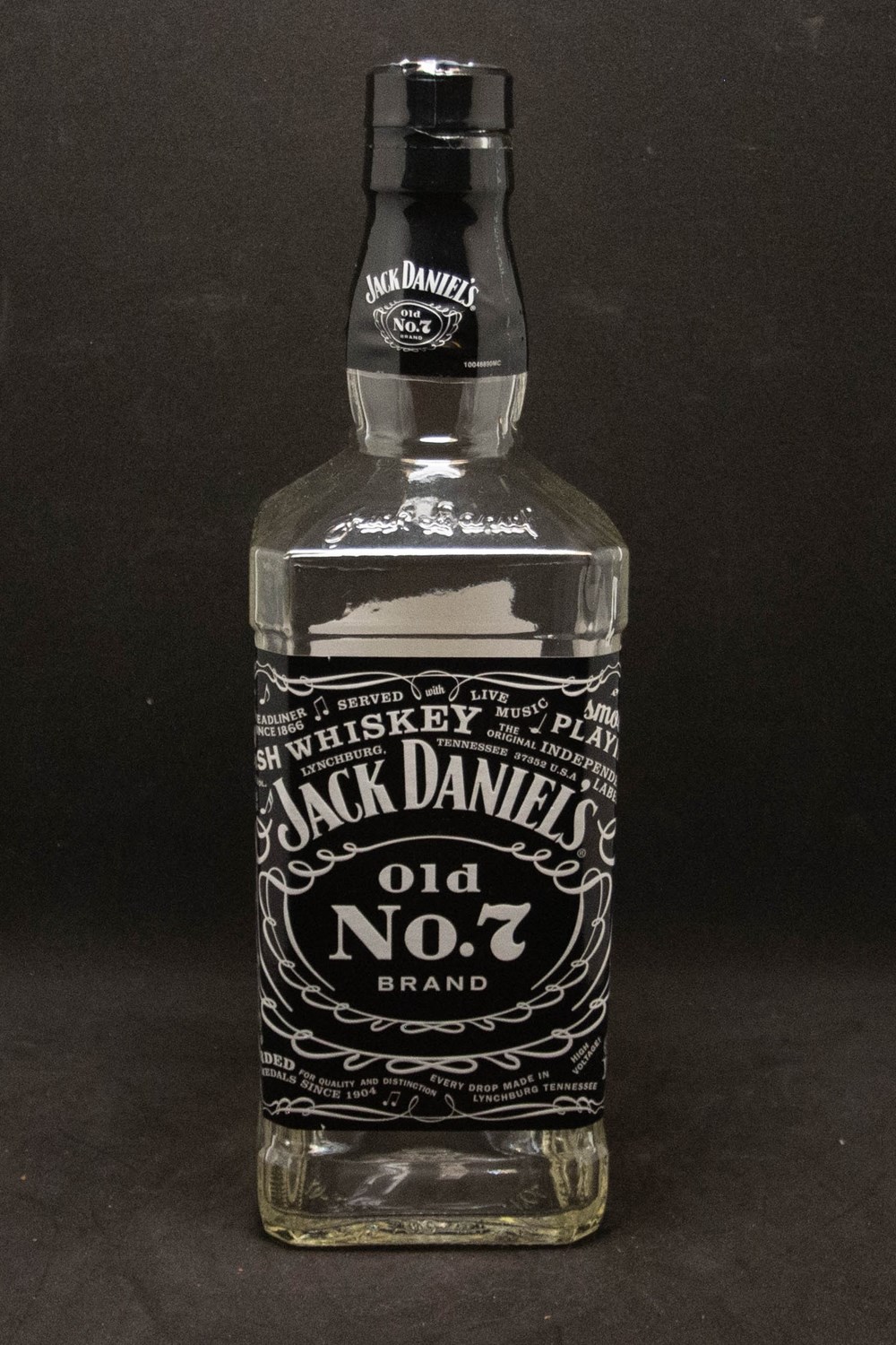 Jack Daniel's - 70cl - 02 art de la table argenterie bistrot alimentation bouteilles jack daniel s 70cl 02