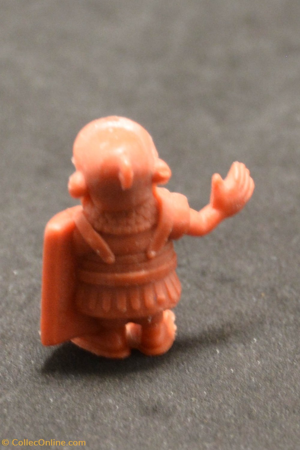 figurines bonbons dupont isigny 1969 28 rouge chef des soldats egyptiens