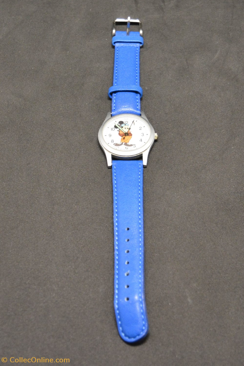 divers disney montre avronel mickey aviateur