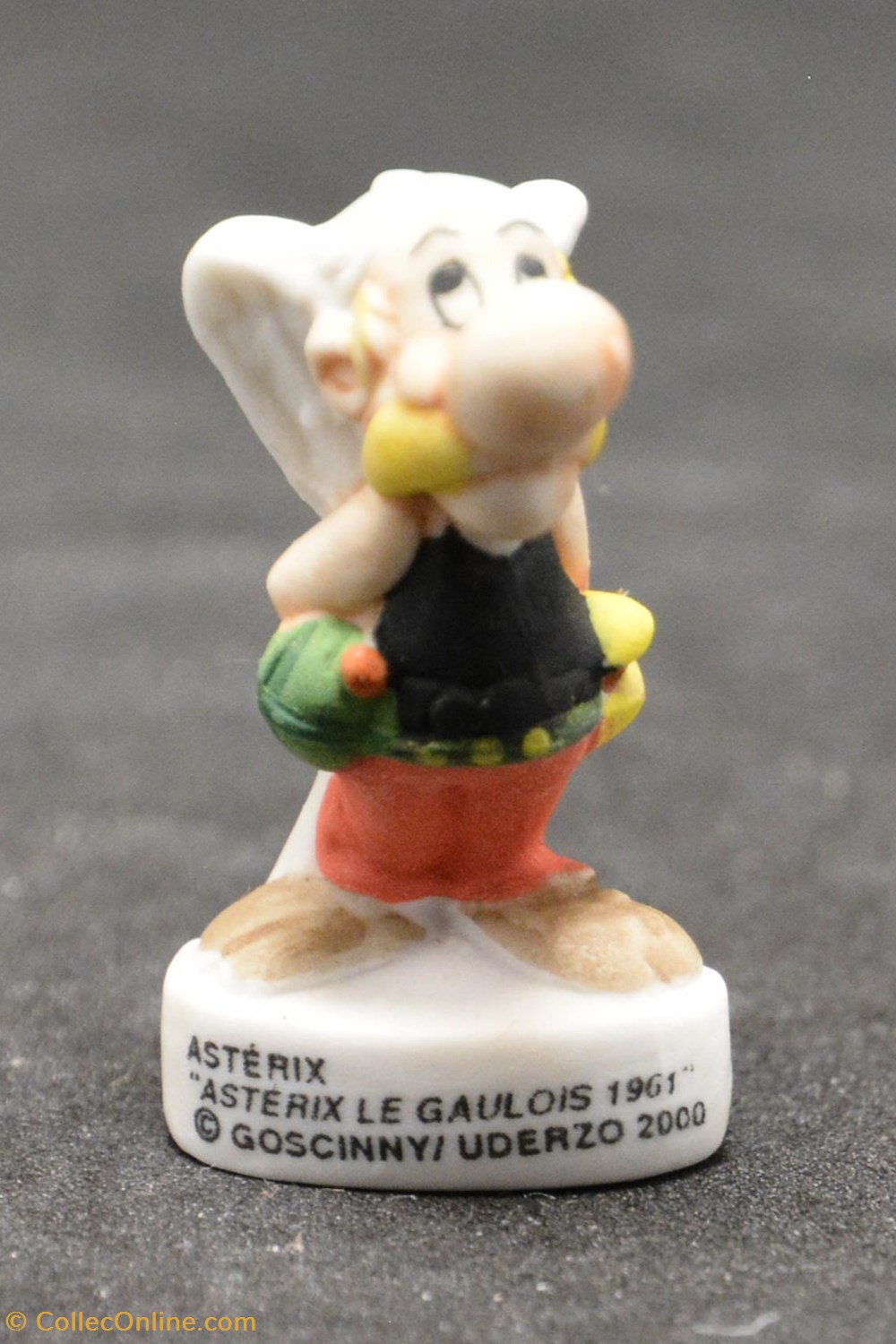 2000 - Série "Les aventures d'Astérix (mat)" - Astérix divers feves 2000 serie les aventures asterix mat asterix
