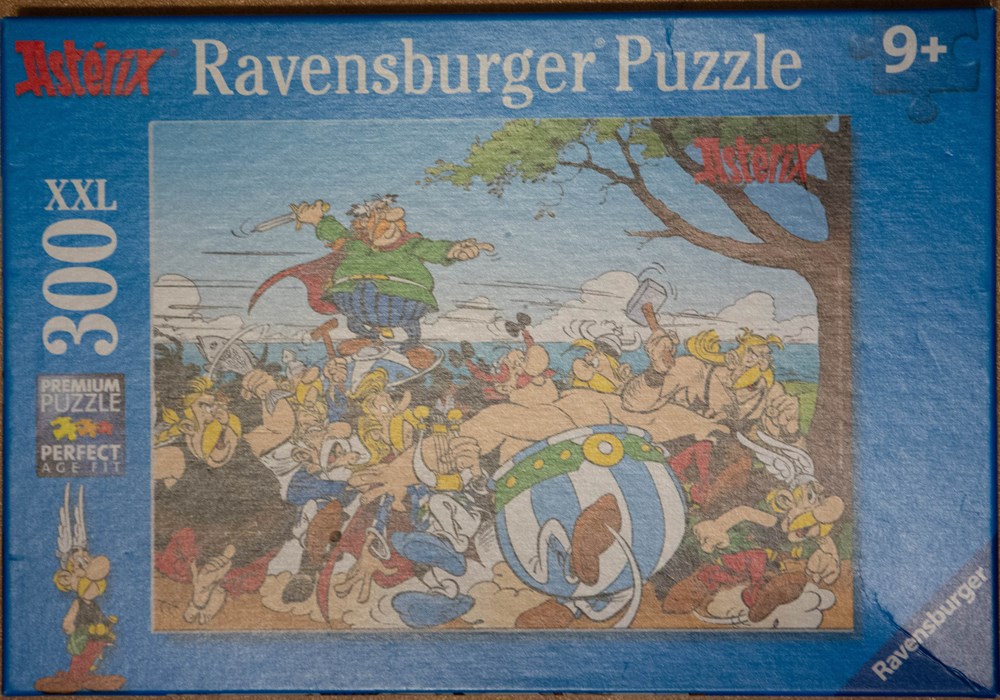Ravensburger - 2014 - 300 pièces - Les gaulois à l'attaque jeux de societe jouets casse tete puzzle ravensburger 2014 300 pieces les gaulois a attaque