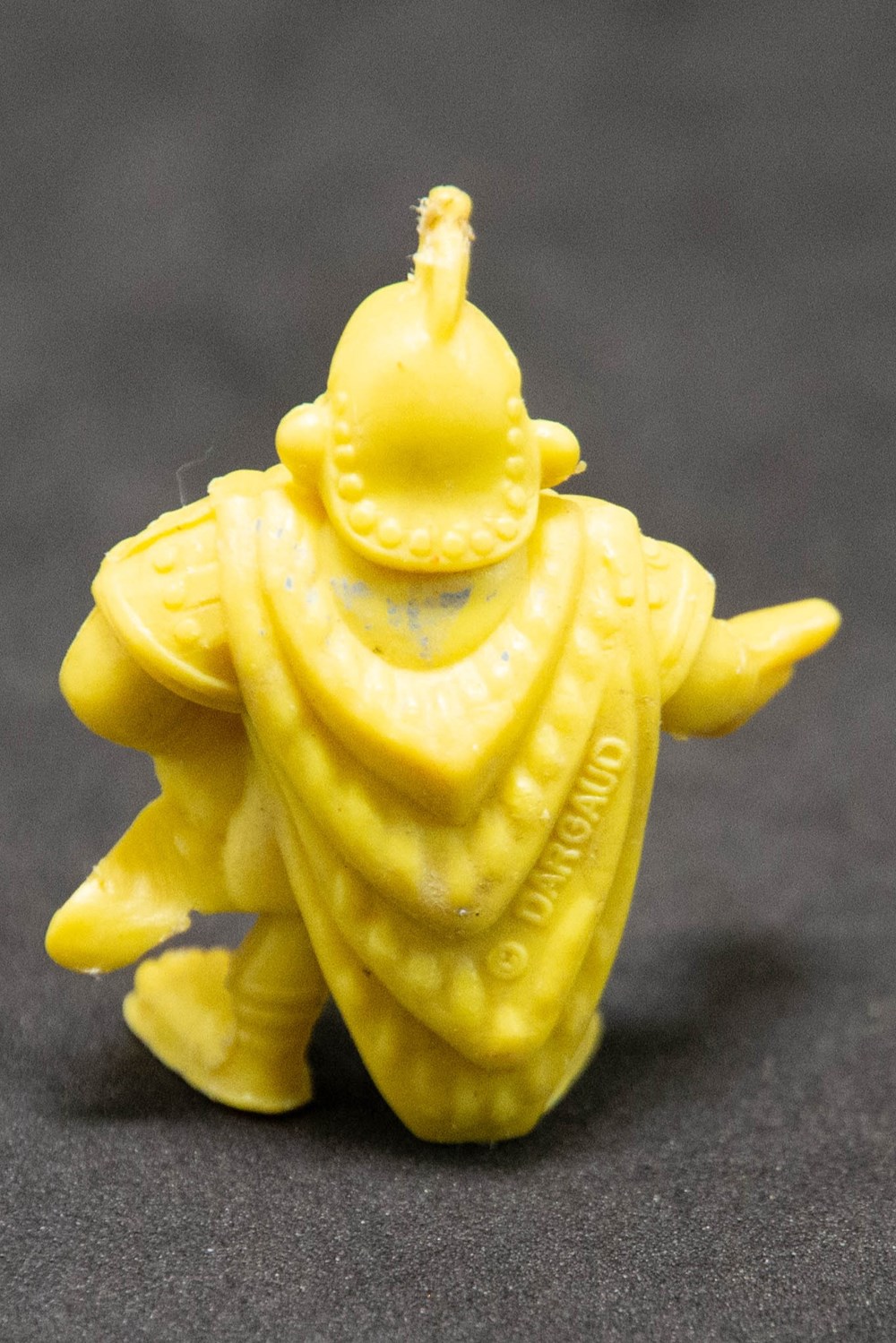 Bonbons Dupont d'Isigny - 1969 - 20 - Jaune - Chorus centurion figurines bonbons dupont isigny 1969 20 jaune chorus centurion