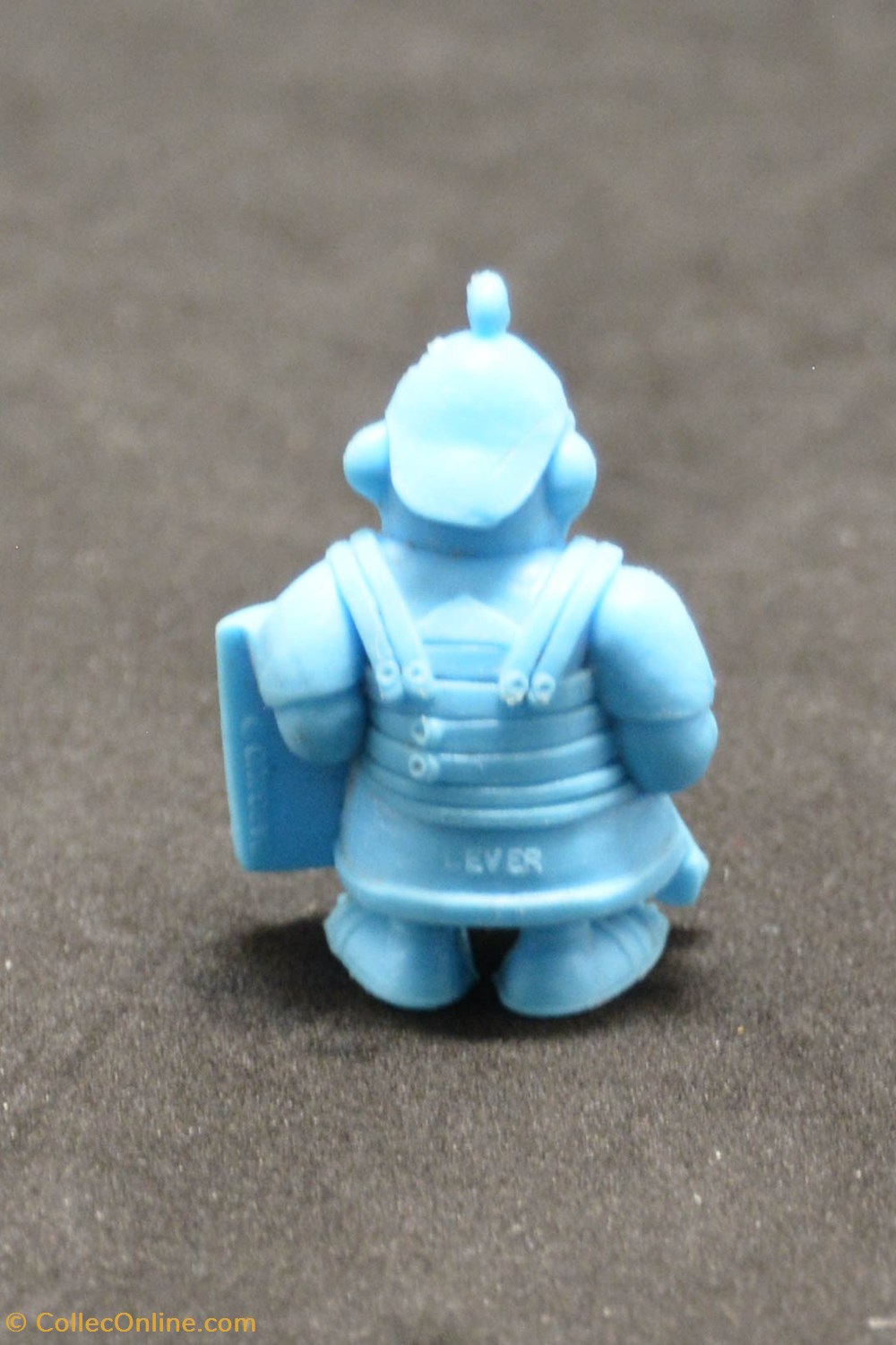 figurines lessive lever 1974 14 bleu legionnaire avec glaive