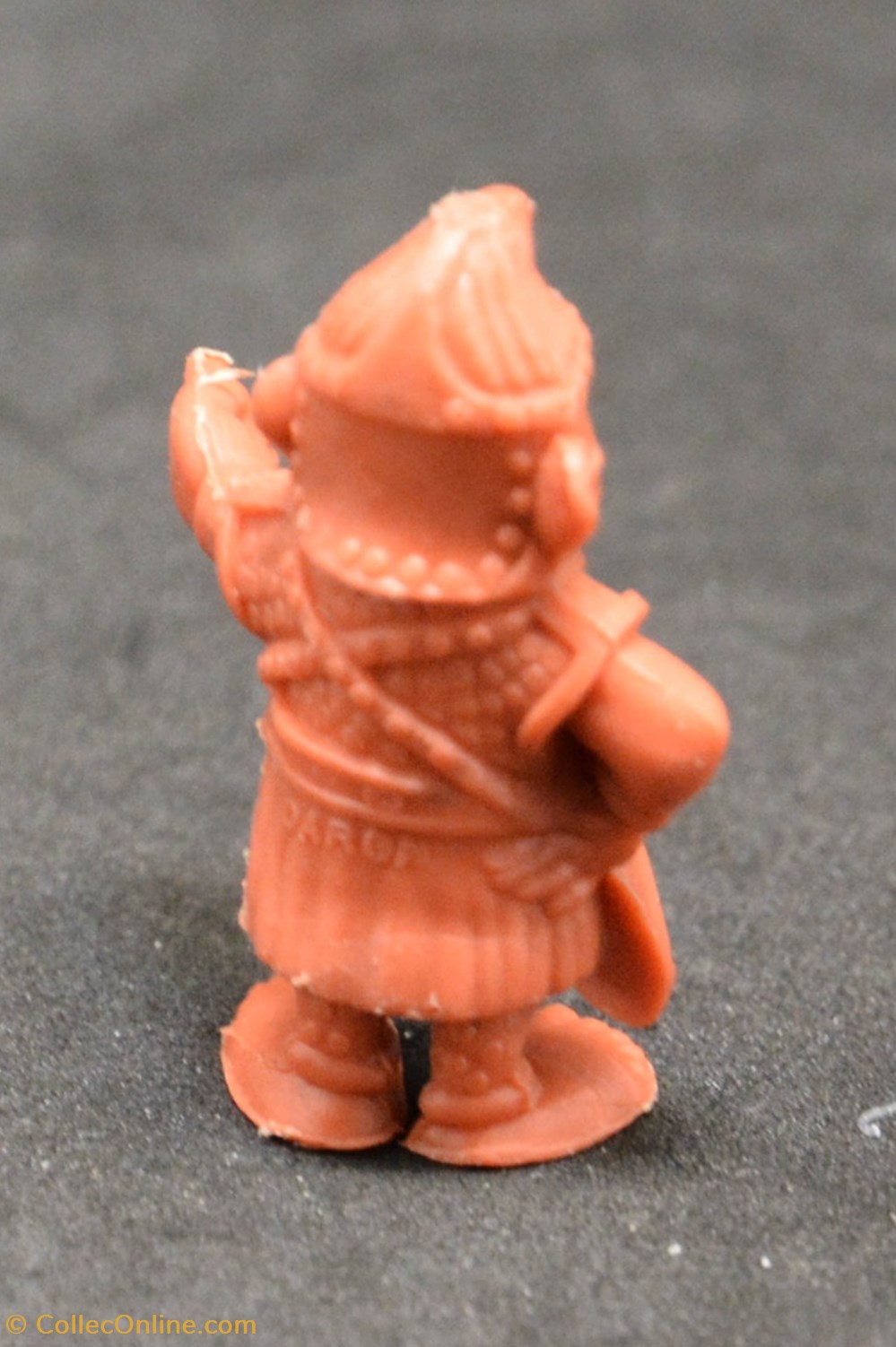 figurines bonbons dupont isigny 1969 28 rouge chef des soldats egyptiens