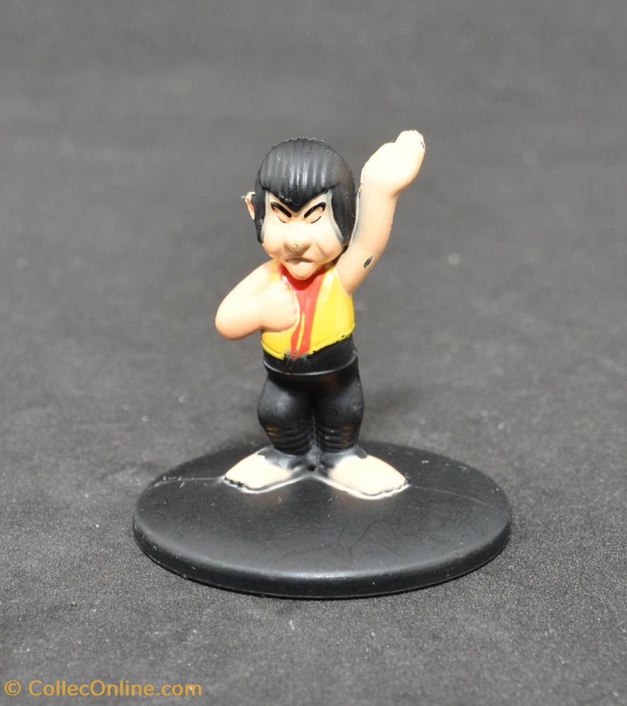 17 - Pépé figurines autres 17 pepe