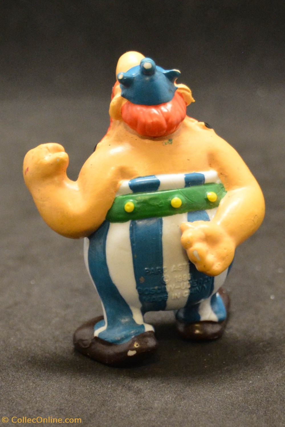 Parc Astérix - 1990 - 7 cm - Obélix figurines parc asterix 1990 7 cm obelix