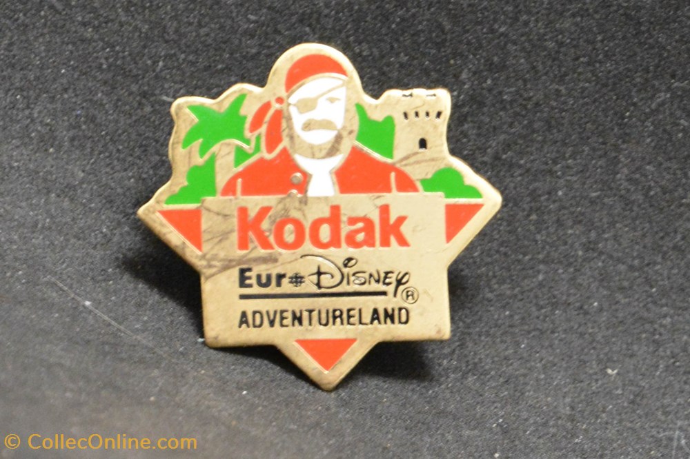divers pin badges eurodisney kodak adventureland