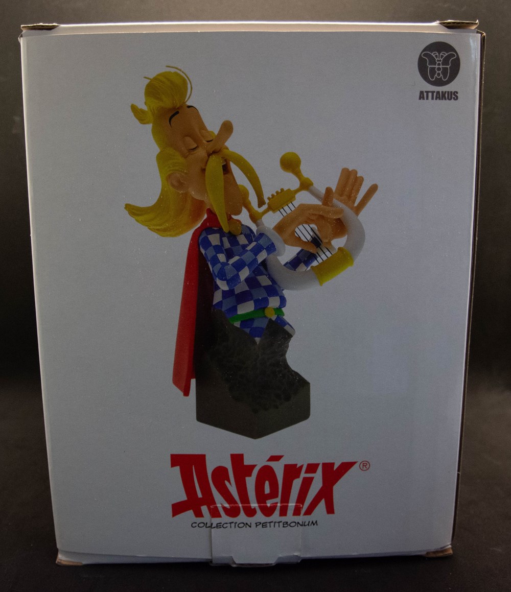 figurines bande dessinee attakus buste assurancetourix