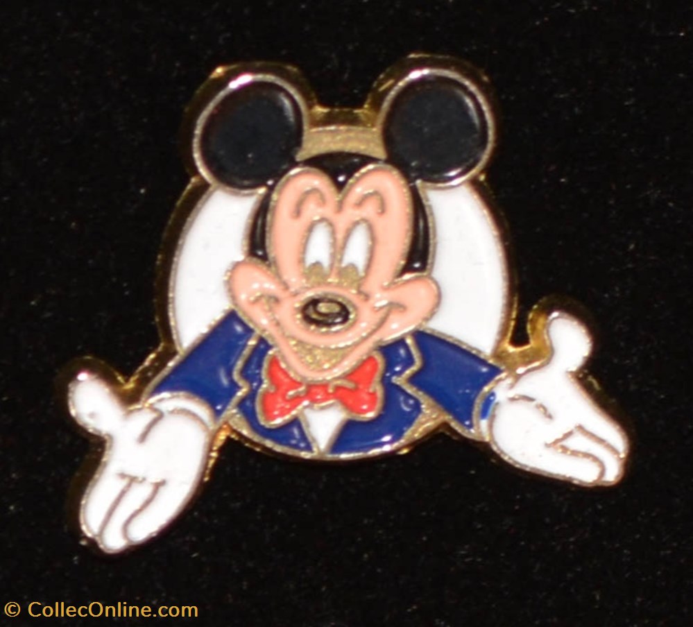 diver pin mickey 11