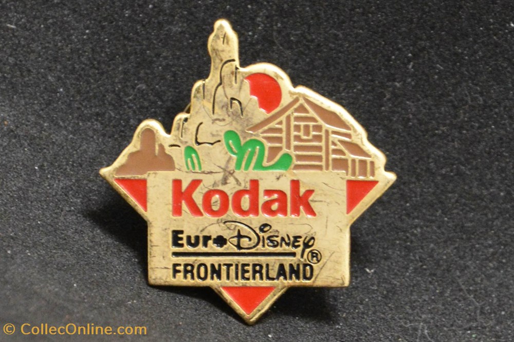 divers pin badges eurodisney kodak frontierland