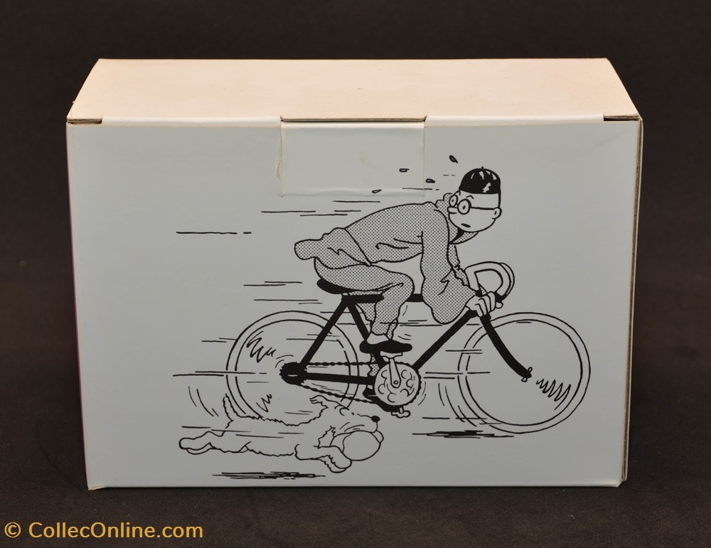 Mug - Moulinsart - 2016 - Tintin à vélo 4 de la table argenterie service the cafe tass mug moulinsart 2016 tintin a velo