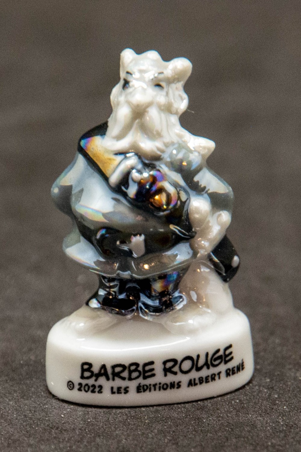 2022 - Série "Vintage irisée" - Barbe Rouge divers feves 2022 serie vintage irisee barbe rouge
