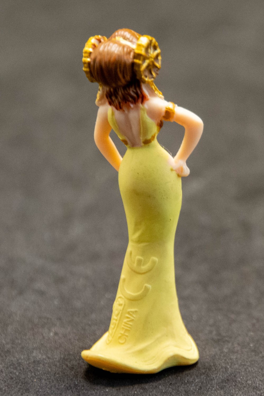 Tubo - 2008 - Astérix aux jeux olympiques - Princesse Irina figurines tubo 2008 asterix aux jeux olympiques princesse irina