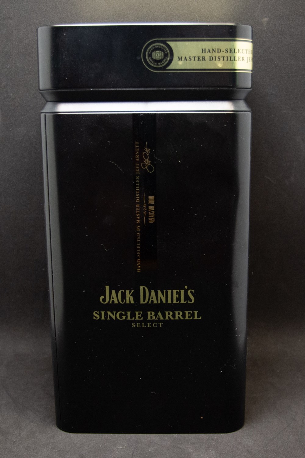 Jack Daniel's - Single barrel - Metal Box 03 art de la table argenterie bistrot alimentation bouteilles jack daniel s single barrel metal box 03
