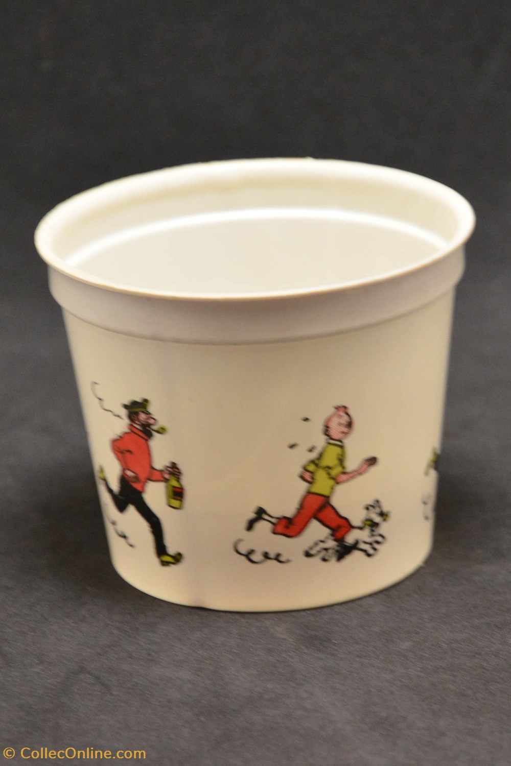 Pot à glace - OLA - 1969 - Version blanc + cuillère divers pot a glace ola 1969 version blanc cuillere