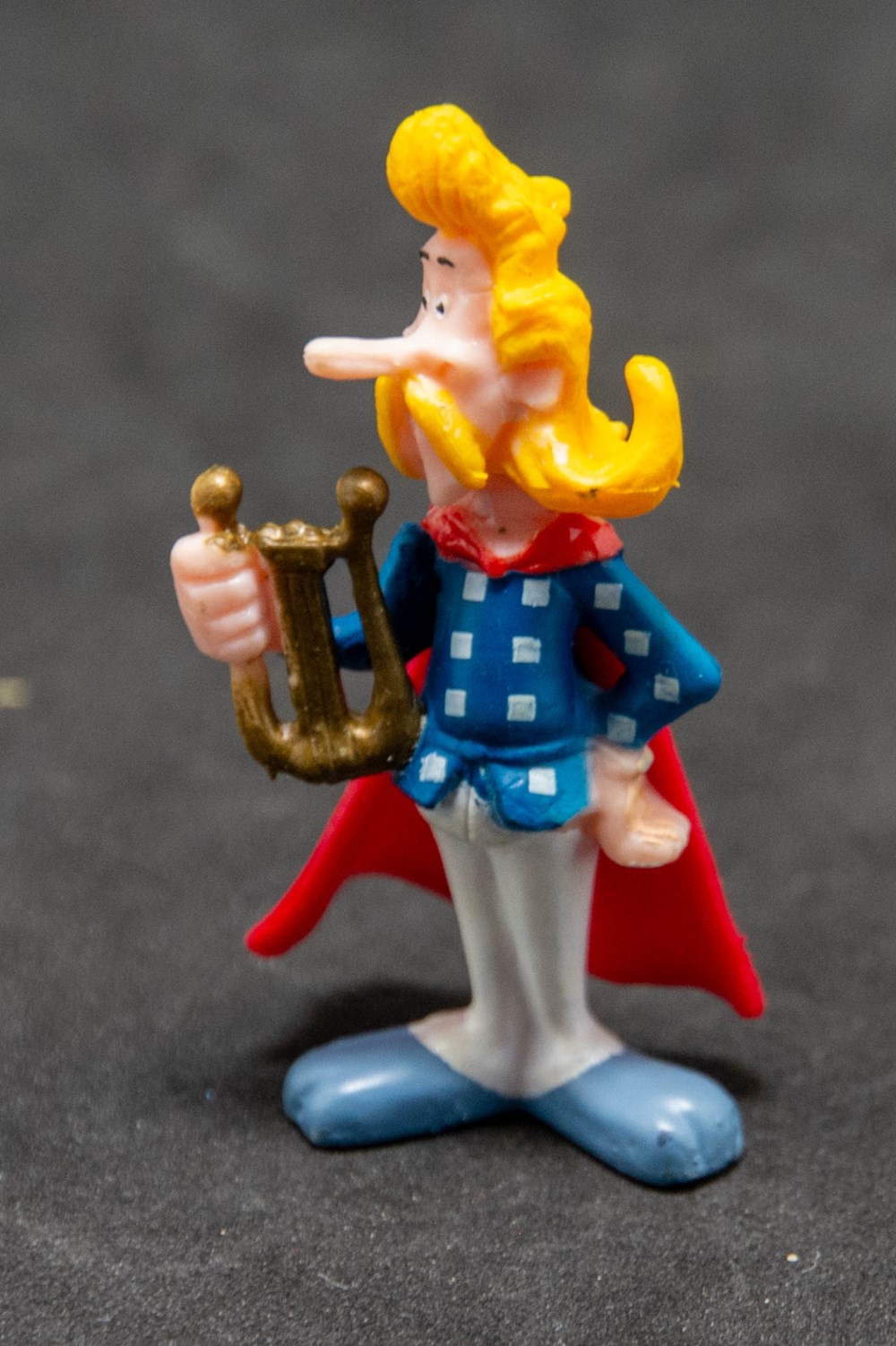 SPAR - 2013 - Figurine - Assurancetourix figurines spar 2013 figurine assurancetourix