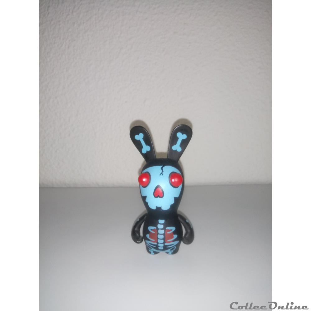 figurine qee