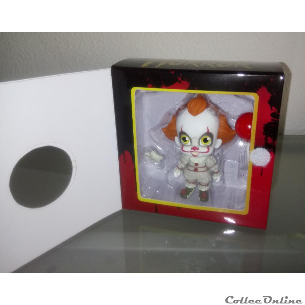 figurine pennywise