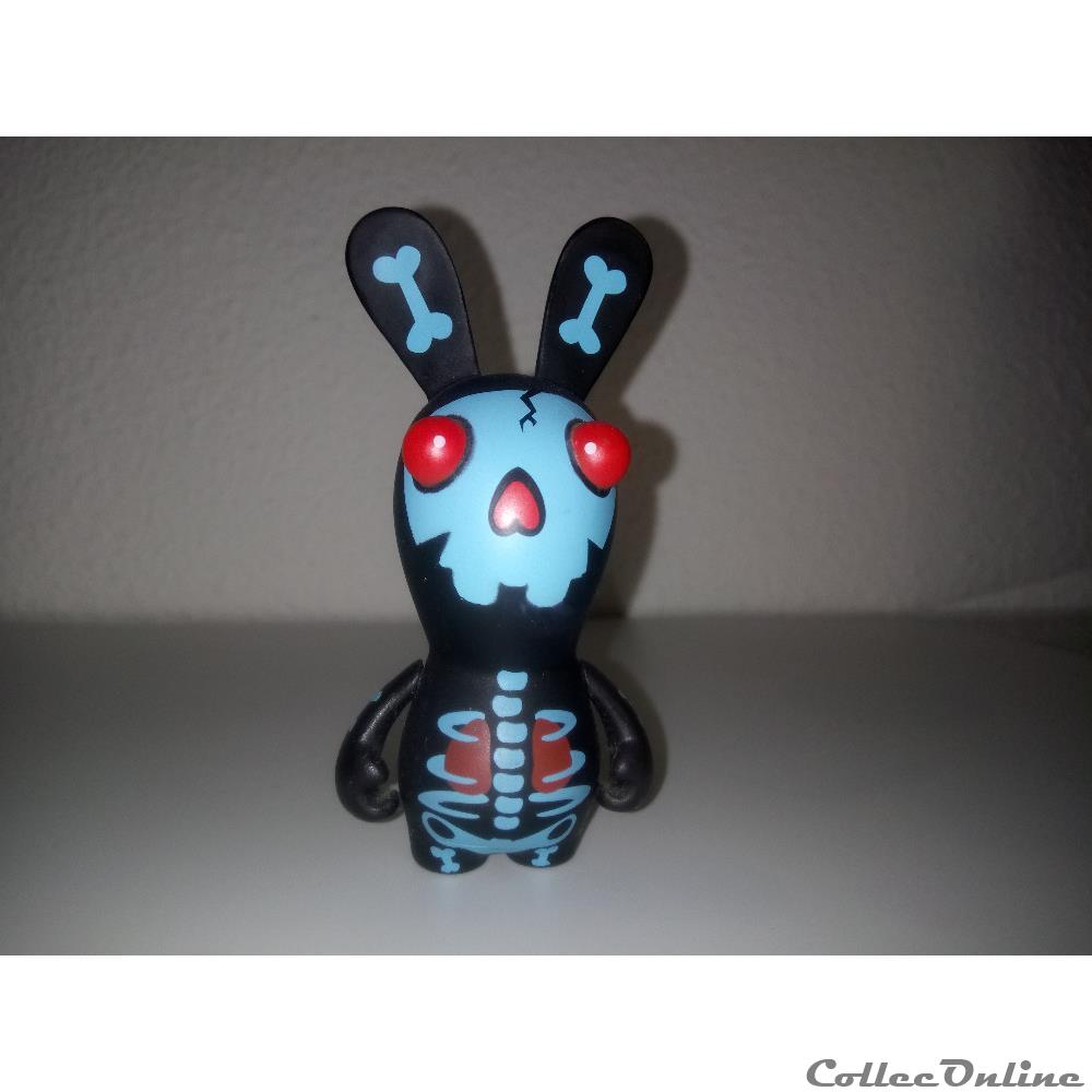 figurine qee