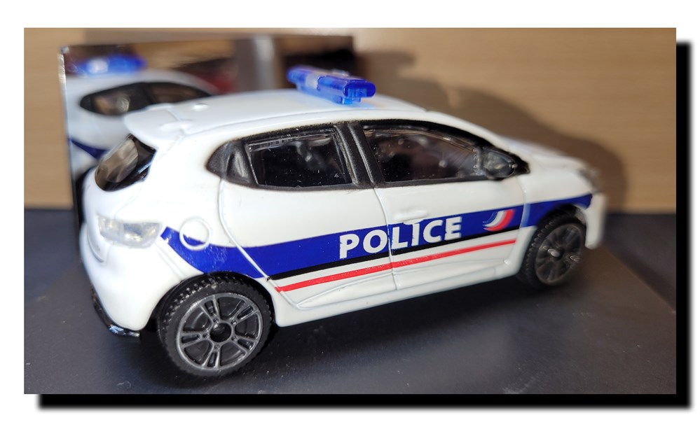 Clio IV Police nationale modeles reduits voitures renault clio iv police nationale