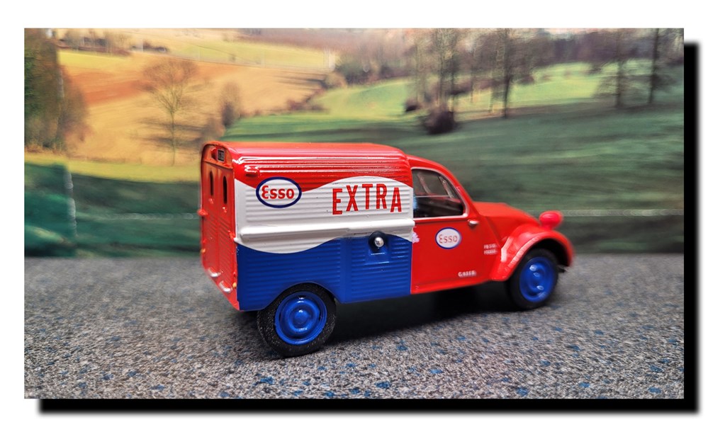 modeles reduits voitures citroen 1954 2 cv azu fourgonnette esso