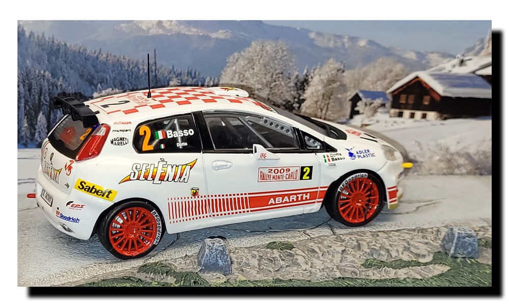 2009 - N°002 - FIAT-Abarth Grande Punto S2000 modeles reduits voitures 2009 n 002 fiat abarth grande punto s2000