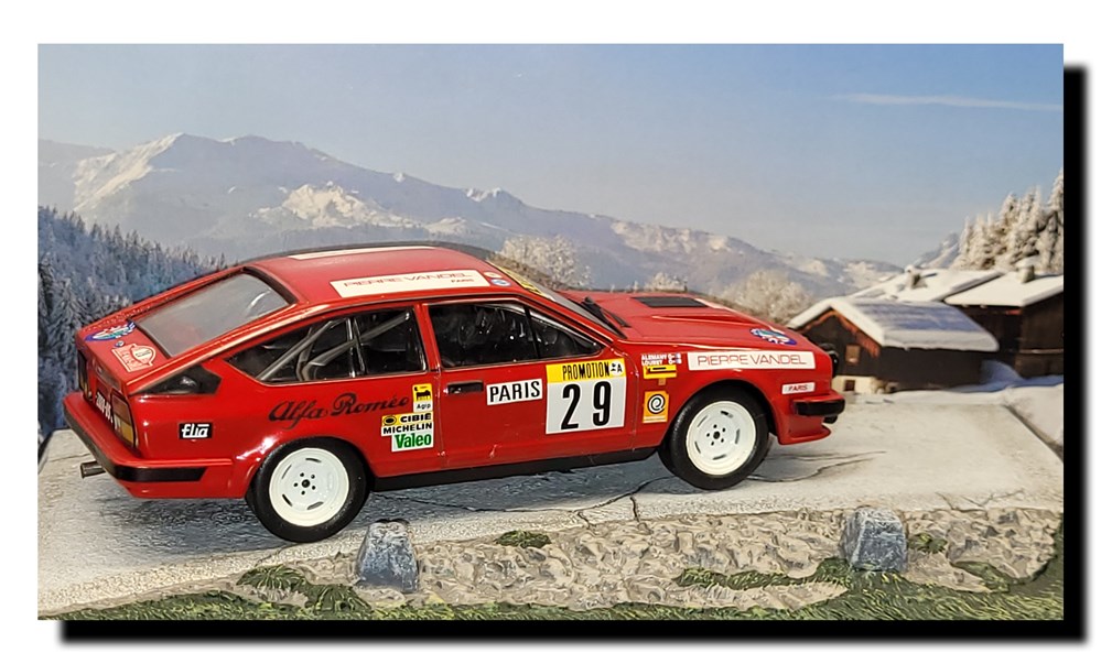 1983 - N°029 Alfa Romeo GTV6 modeles reduits voitures 1983 n 029 alfa romeo gtv6