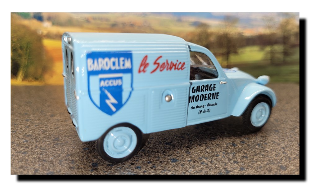 modeles reduits voitures citroen 1958 2cv azu fourgonnette garage moderne