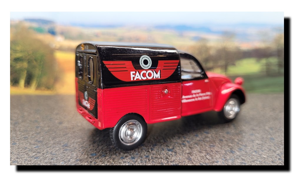 modeles reduits voitures citroen 1960 2 cv azu fourgonnette facom