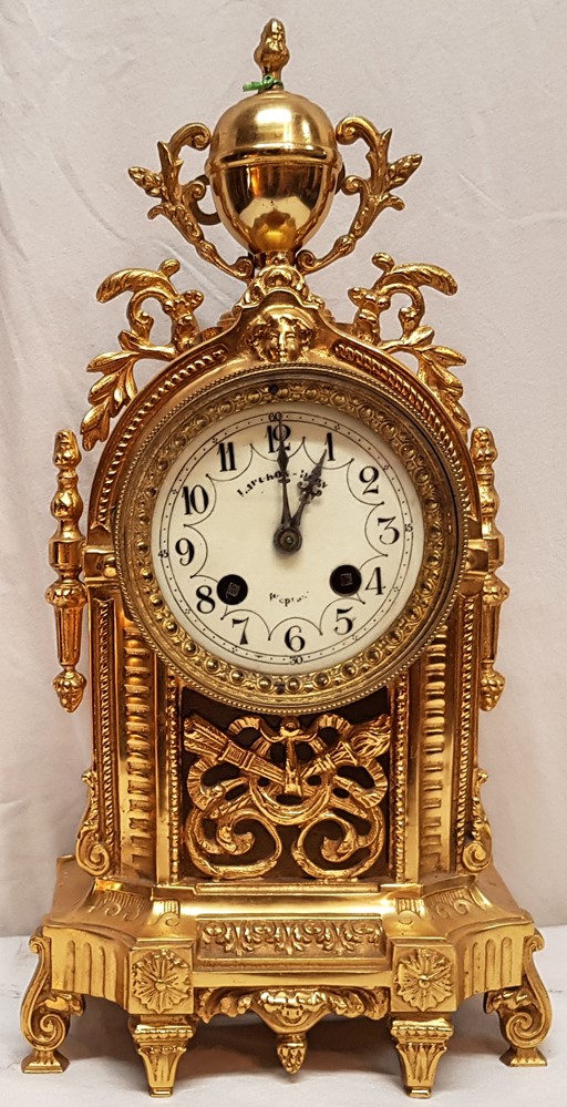 bijoux horlogerie pendule horloge 136