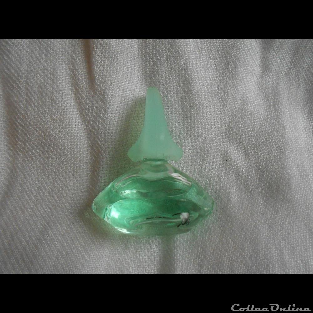 parfum beaute miniature de salvador dali laguna