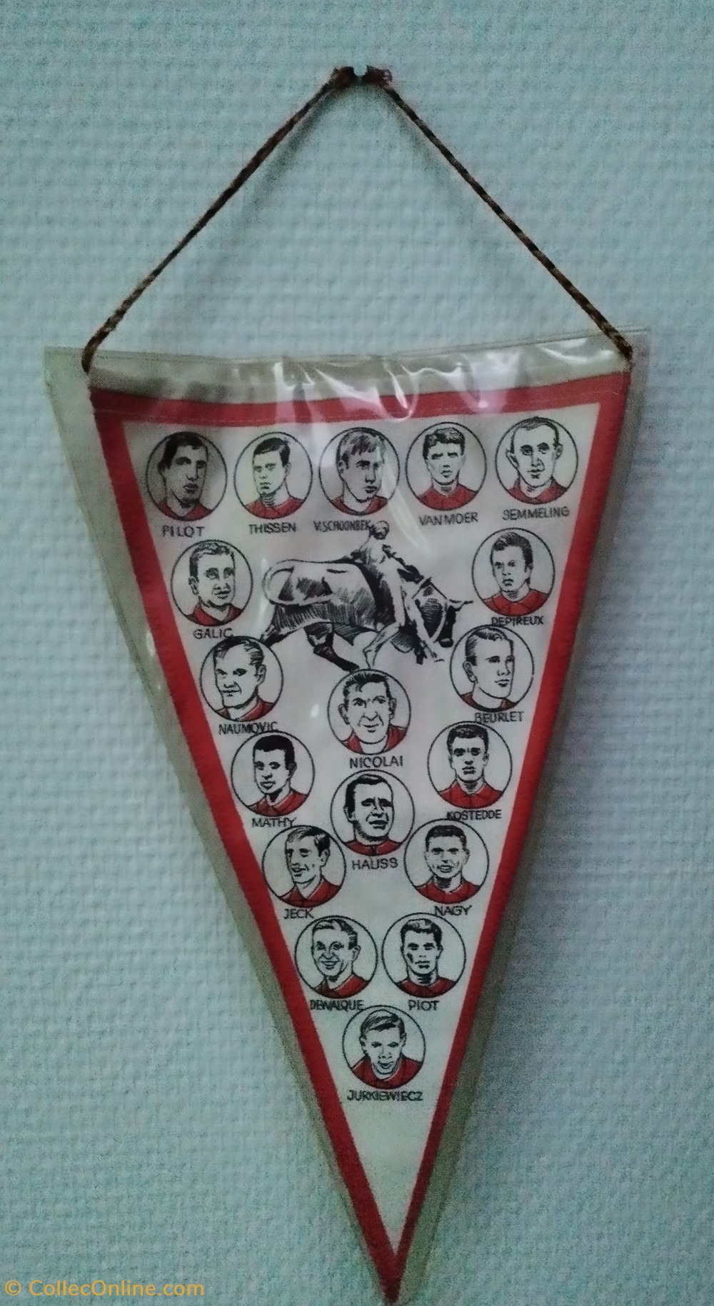 sport olympisme sports collectifs football fanion saison 1968 1969